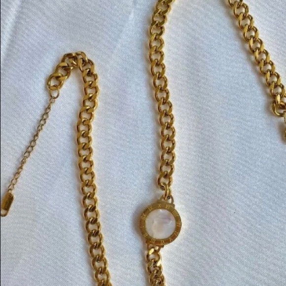 NEW! Reversible Necklace. Black/White. - Picture 11 of 12